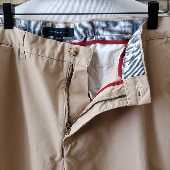 EUC /Tommy Hilfiger khaki Chino Pants - Picture 8 of 10